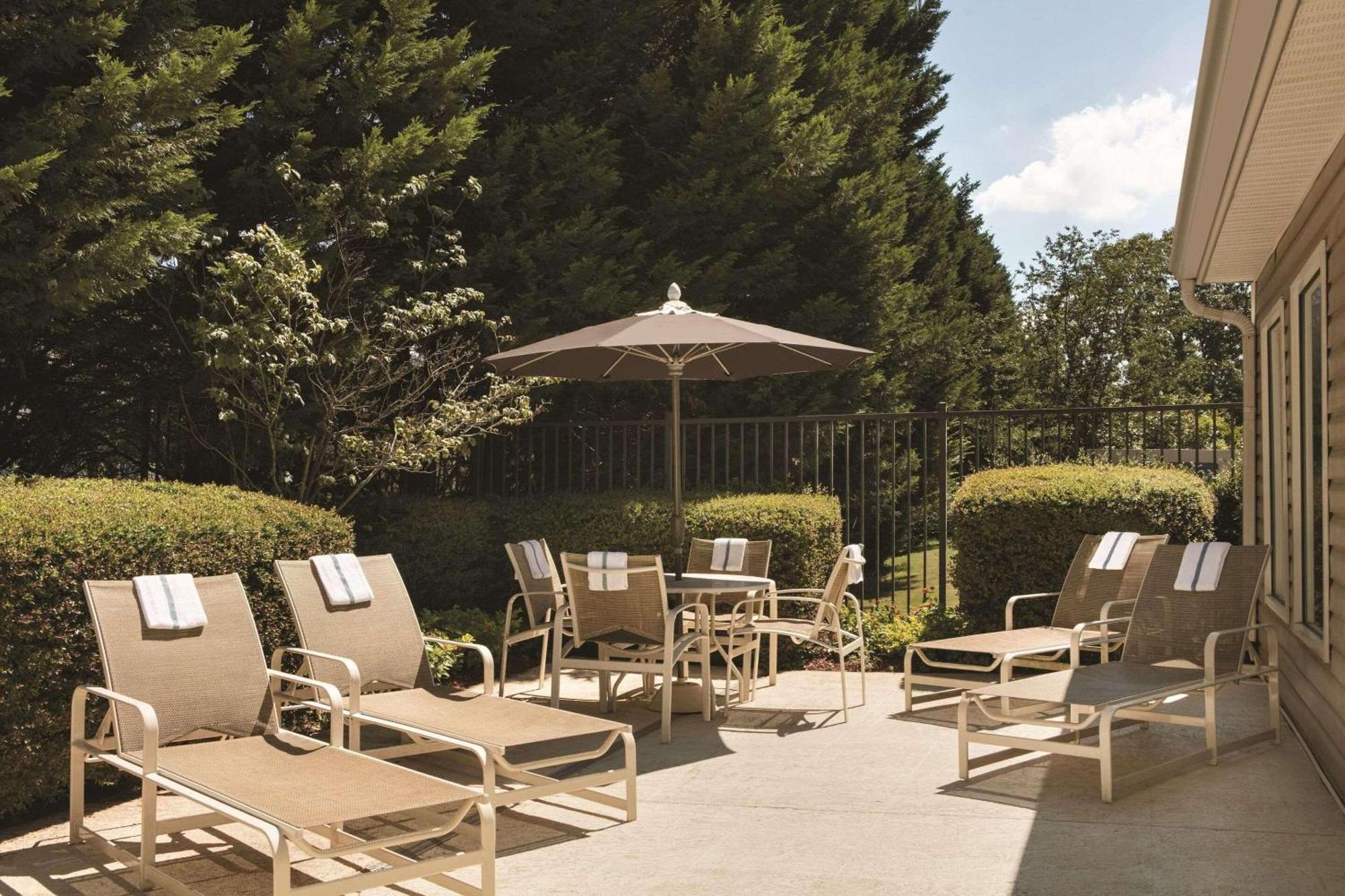 Country Inn & Suites By Radisson, Atlanta Airport North, Ga Hapeville Exterior foto